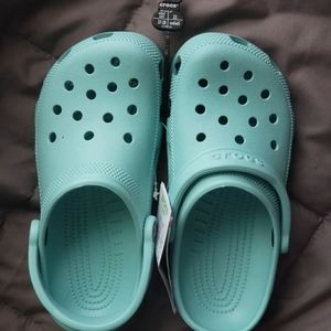 NEW WITH TAG - Crocs Unisex, Size 5 M/ 7 W - Color: Pure Water Blue Turquoise